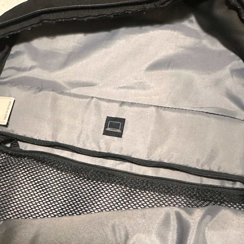 Adidas back pack - Picture 7 of 7